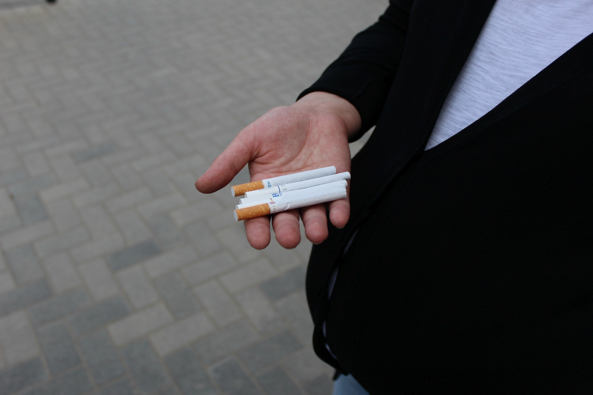 Во Владимире "Магнит" незаконно торговал табаком возле школ