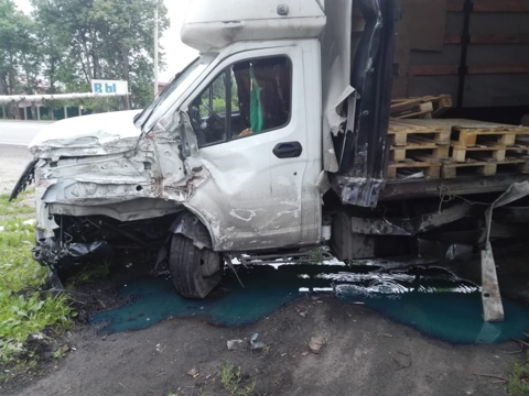 Утром в Петушинском районе произошла крупная авария