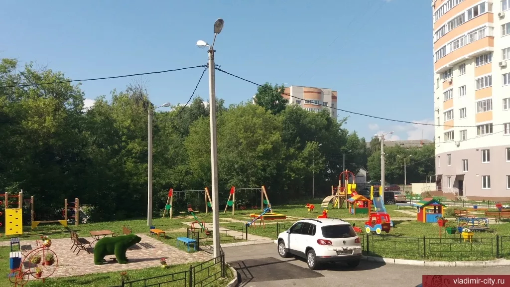 Фото к статье: Во Владимире выбран лучший двор-2018