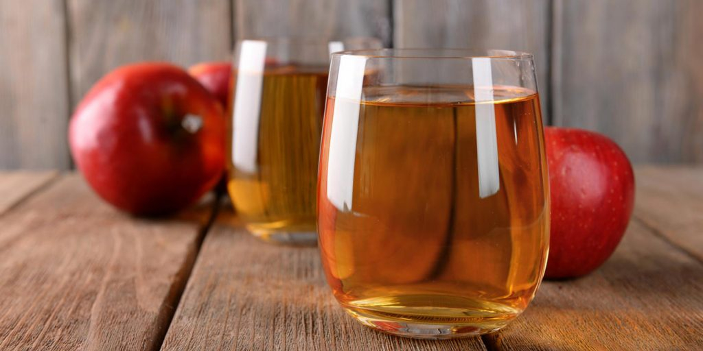 Роскачество проверит более 30 марок яблочного сока
