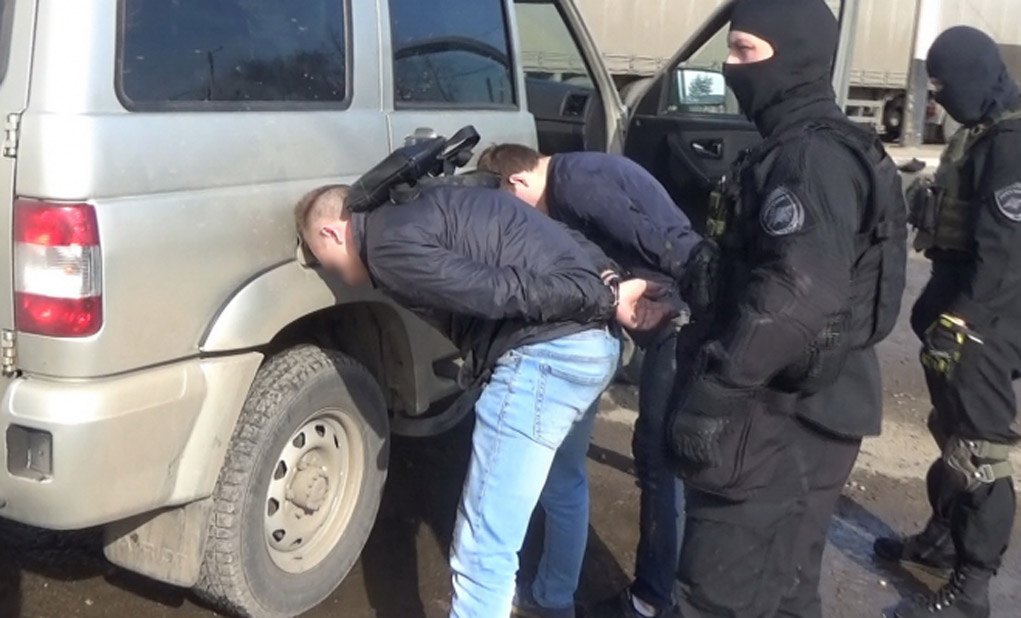 Задержание наркоторговца в Гусь-Хрустальном попало на видео