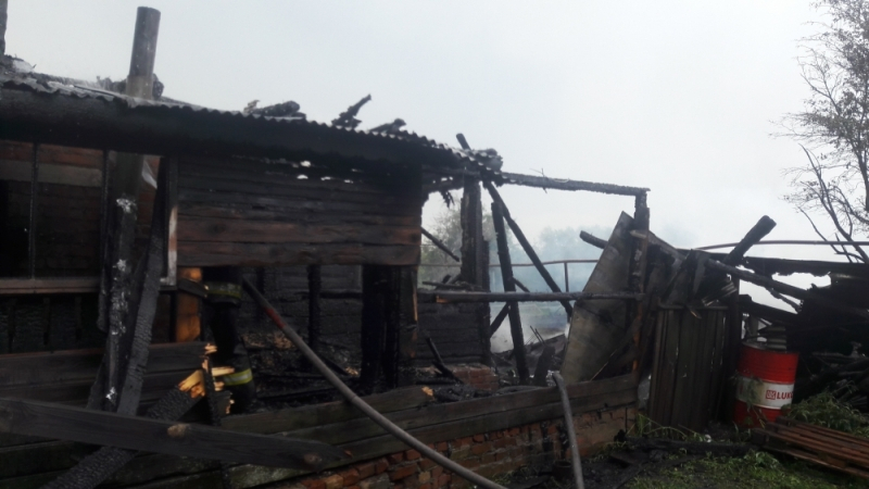 При пожаре в Суздальском районе наполовину обгорел 13-летний мальчик