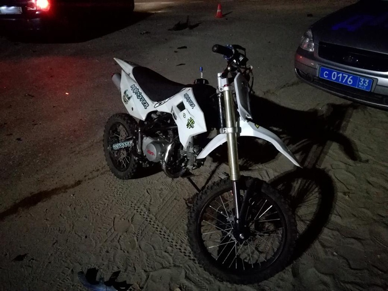 15-летний мотоциклист с подругой угодил под колеса легковушки под Ковровом