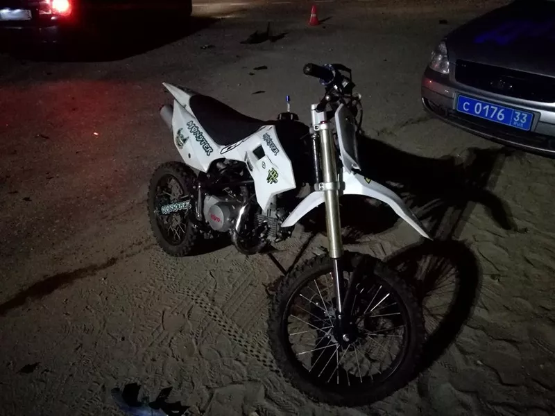 Фото к статье: 15-летний мотоциклист с подругой угодил под колеса легковушки под Ковровом