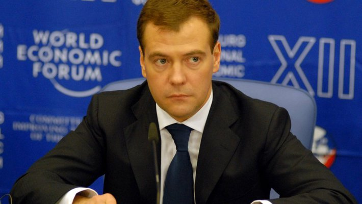 Суздалю и Гороховцу "перепали" по 50 млн рублей от Медведева
