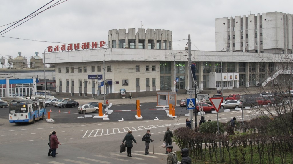 Подведены промежуточные итоги работы парковки на Вокзальной площади во Владимире