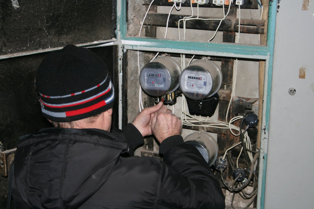 Владимирцев предупреждают о небывалом наплыве лже-электриков в регионе