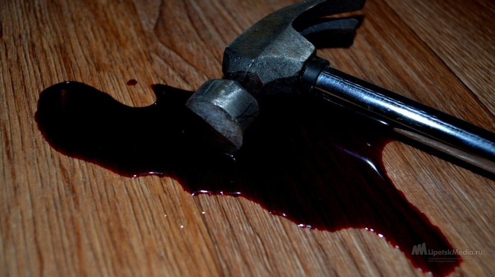 Житель Мурома молотком убил дедушку за бабушку