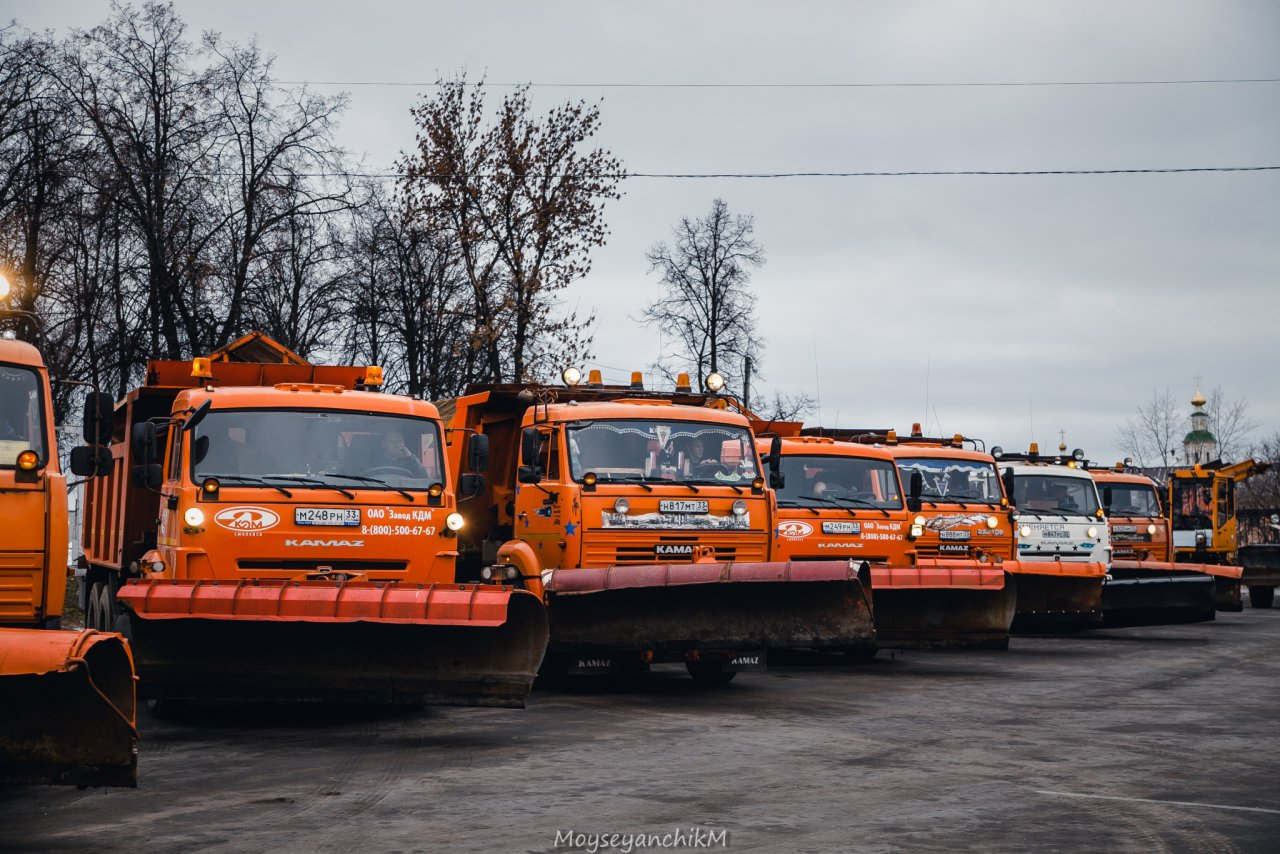 Во Владимирской области чистить дороги от снега будут более 1000 спецмашин
