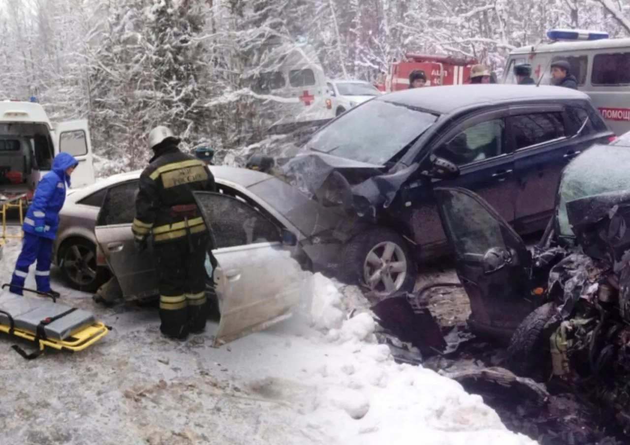 Фото к статье: Ещё 2 жутких ДТП на дорогах Владимирской области за последние сутки