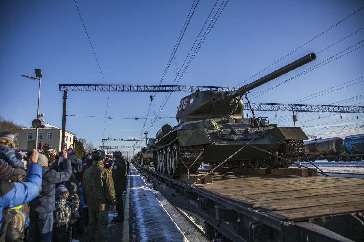 В Муроме встретили эшелон танков Т-34