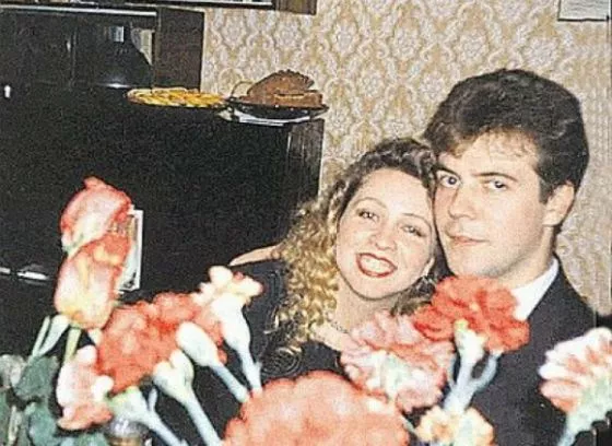 Фото к статье: Тест дня: угадайте звезду по старой фотографии