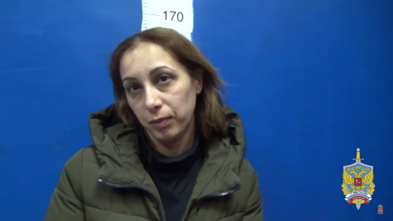 Две уроженки Владимирской области нарядились и обворовали бабушку (видео допроса)