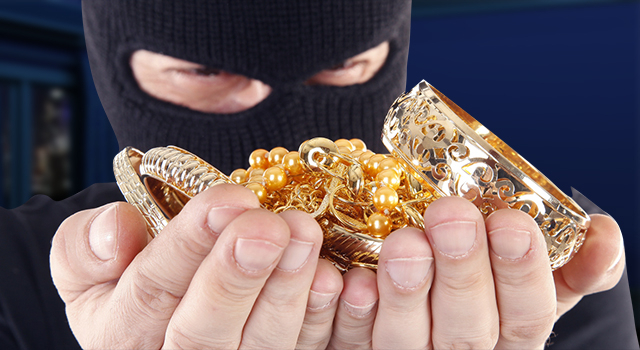 Отвлеклась на секунду: камешковец украл у знакомой золотые украшения