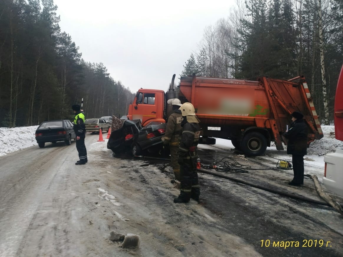 ДТП во Владимирской области: погибли двое взрослых и  несовершеннолетний