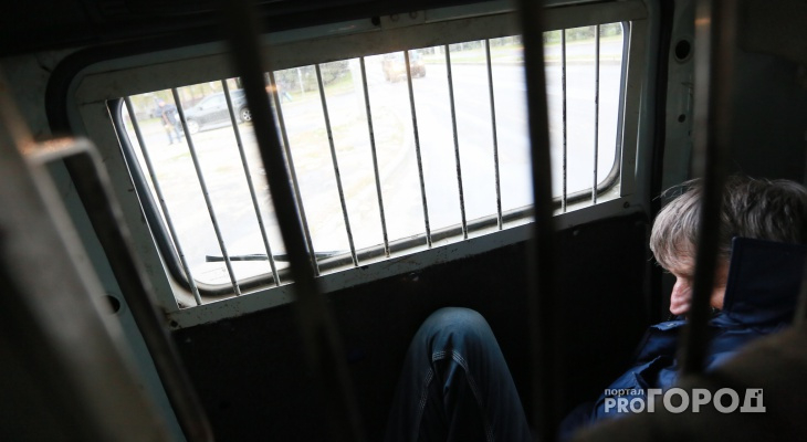 Житель Ковровского района обворовал несколько дачных домов и попался