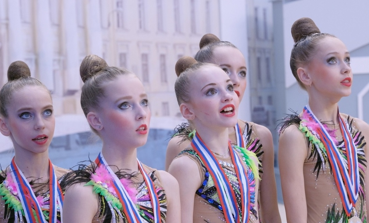 Юные гимнастки завоевали "бронзу", "серебро" и "золото" на чемпионате ЦСКА