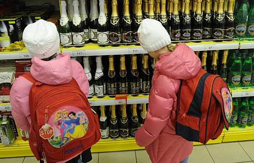 Жительницу Владимира сурово накажут за продажу алкоголя несовершеннолетним