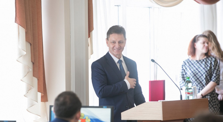 Губернатор Владимирской области за год заработал более 2 миллионов рублей