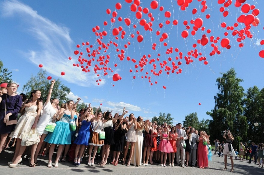 На праздниках могут запретить использовать воздушные шары. Ужас?