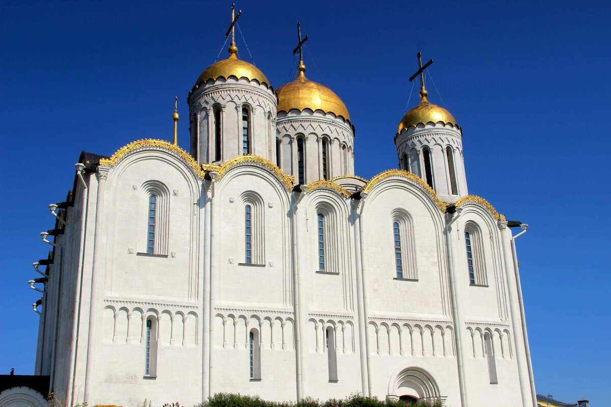 5 дверей, 4 решетки и 4 крыльца: реставрация Успенского собора обойдется в 2 млн рублей