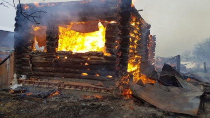 Сгоревшие в Камешковском районе сожители разжигали печь бензином