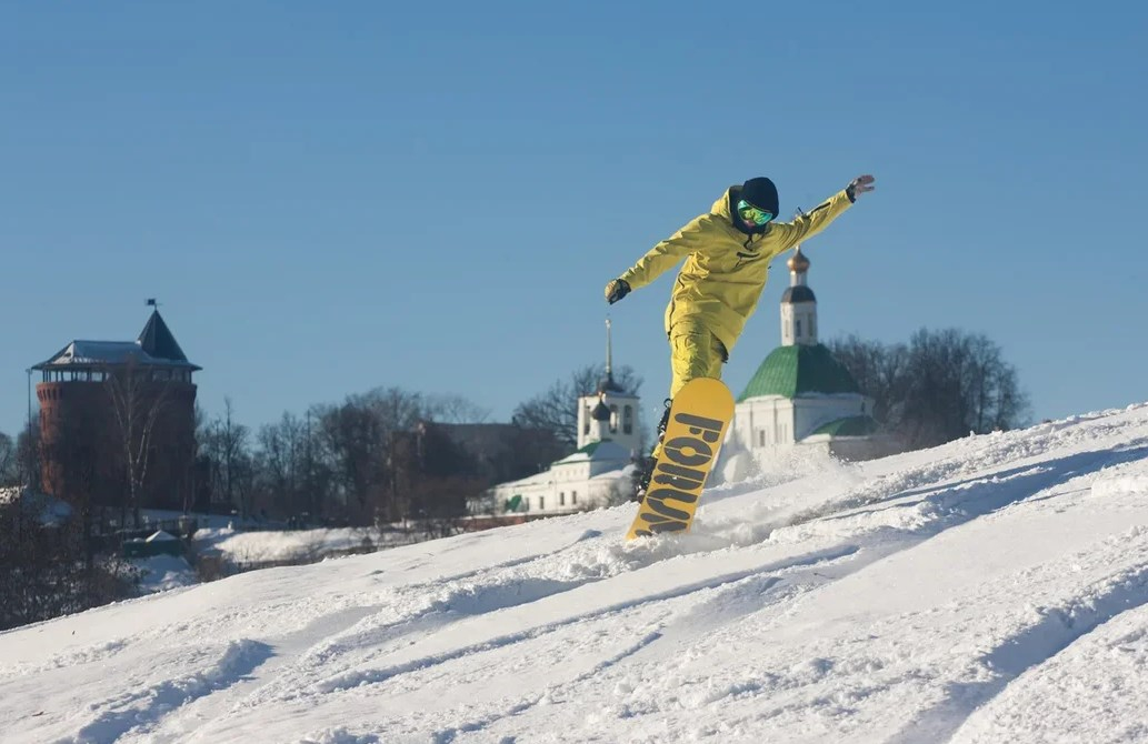 Владимирские сноубордисты покорили горку в самом центре Владимира