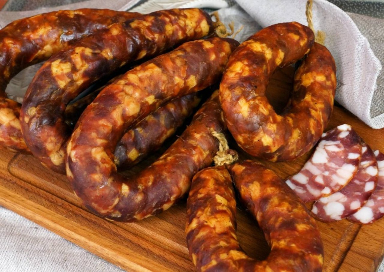 Во Владимирской области нашли почти 3 тонны “опасной” колбасы