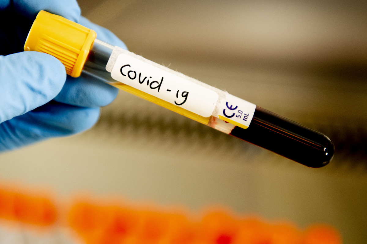 Полицейские будут штрафовать за отказ от тестирования на коронавирус