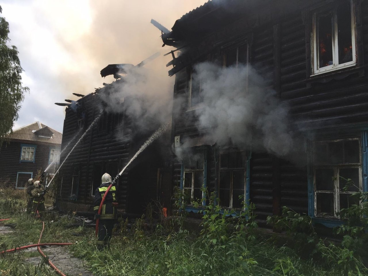 Во Владимирской области мать с сыном погибли при пожаре в жилом доме