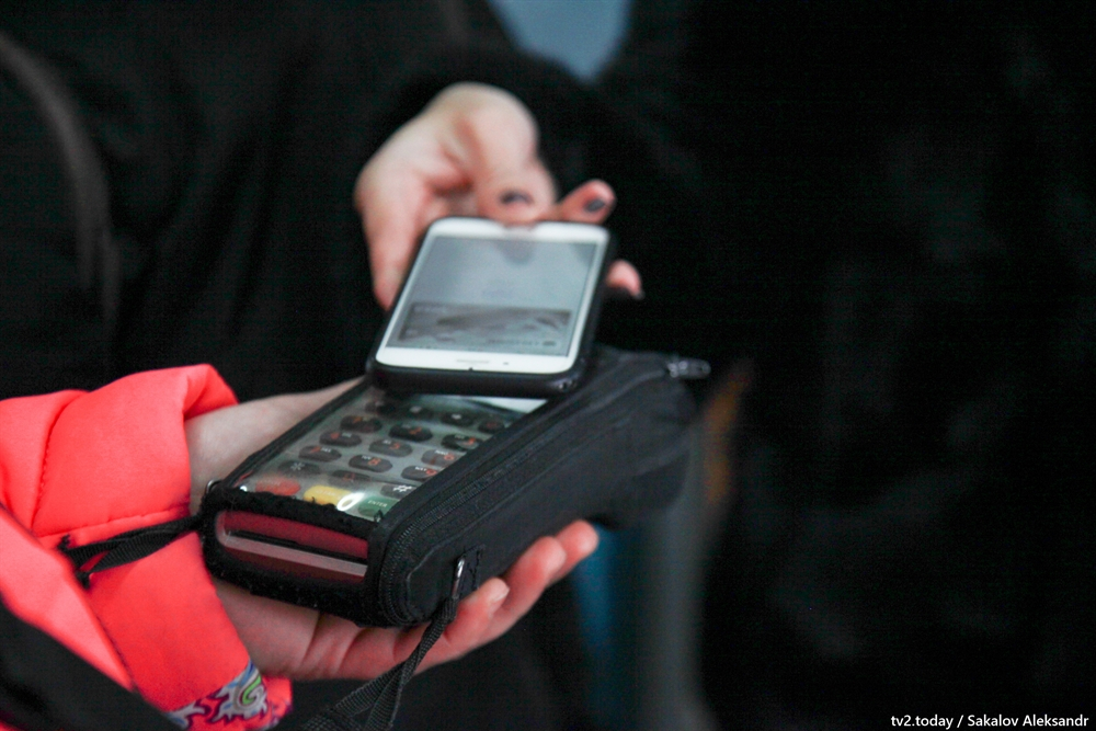 Владимирцы вновь жалуются на блокировку банковских карт при оплате в автобусах