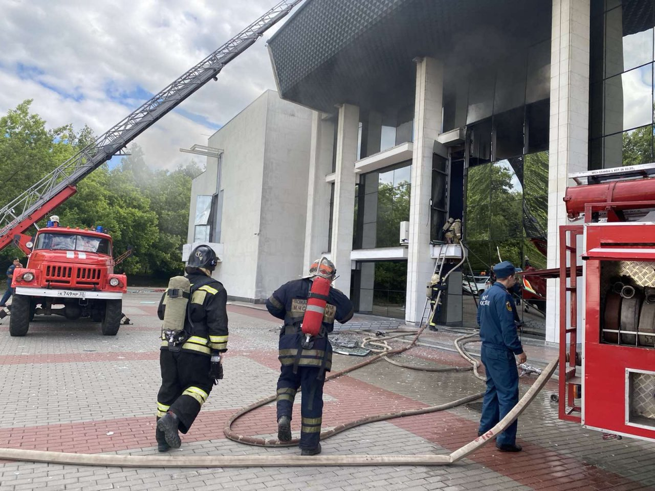 По факту пожара в Драмтеатре во Владимире возбуждено уголовное дело