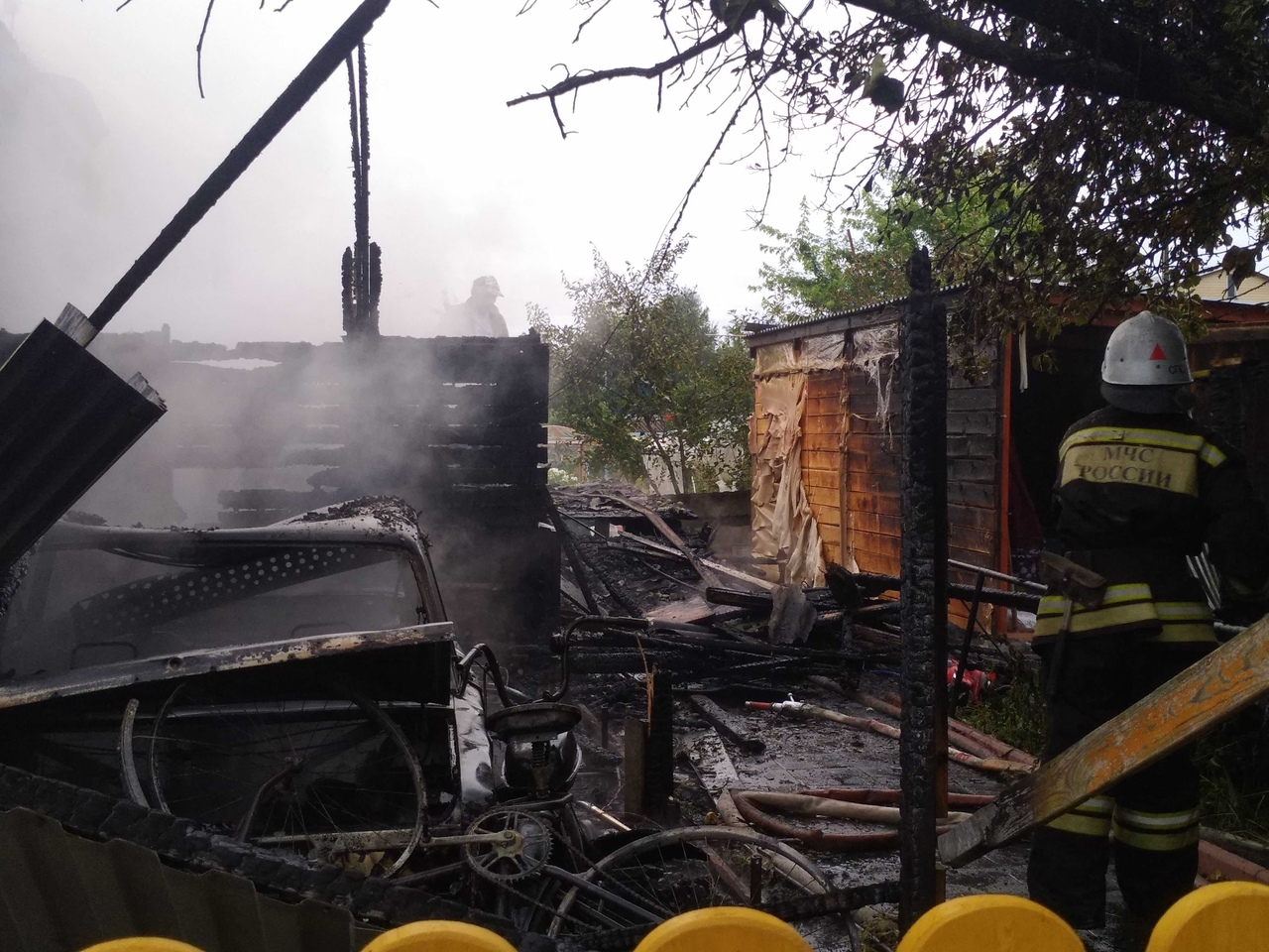 В Вяткино от пожара сильно пострадал частный дом