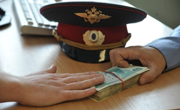 Бывшего полицейского-взяточника из Собинского района оштрафовали на полмиллиона