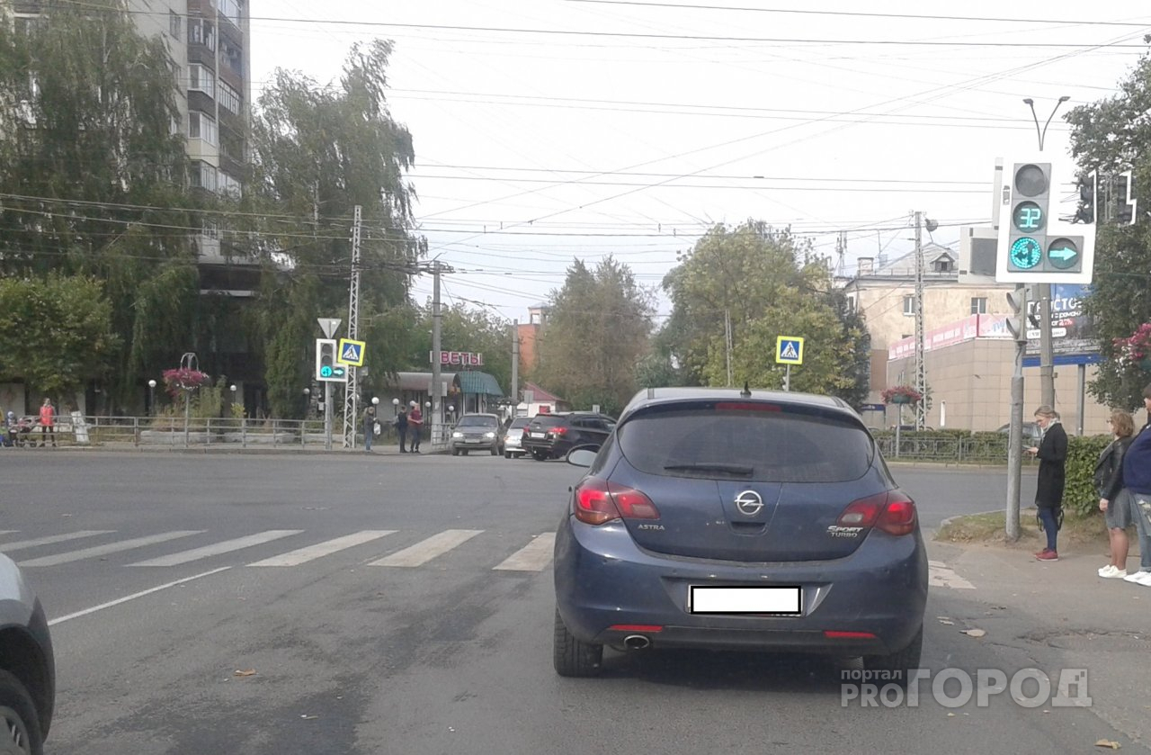 Во Владимире спорный светофор стал причиной раздора между водителями