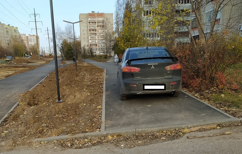 4 самых наглых "гения парковки" этой недели во Владимире