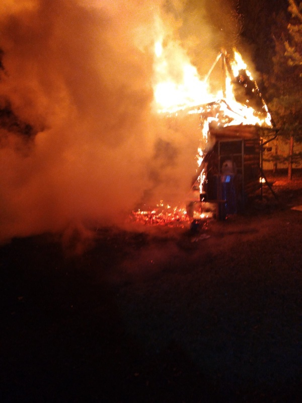 Пенсионерка погибла в горящей бане в Судогодском районе