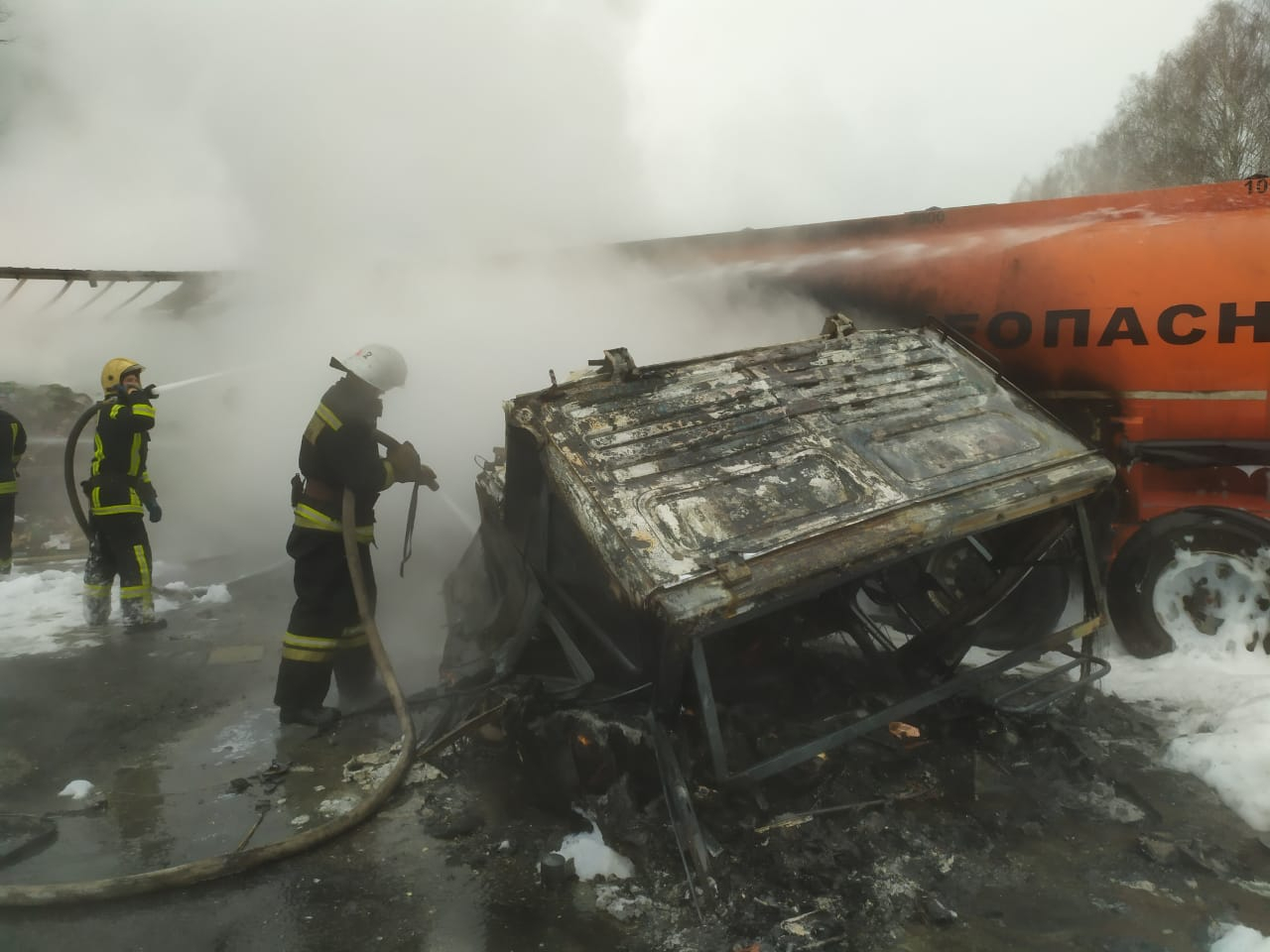 Жуткая авария под Владимиром: грузовик столкнулся с бензовозом