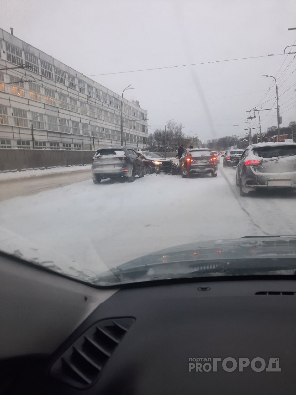 Серьезная авария во Владимире рядом с "Автоприбором" привела к пробкам