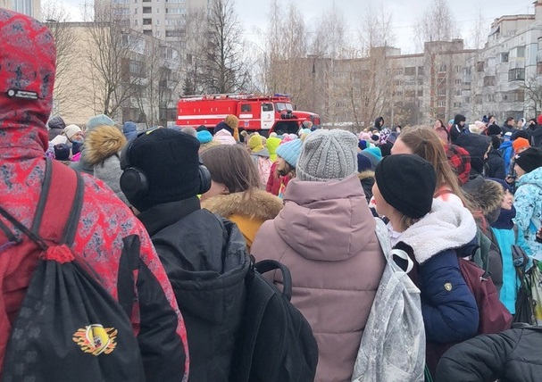 Во Владимире эвакуировали школу