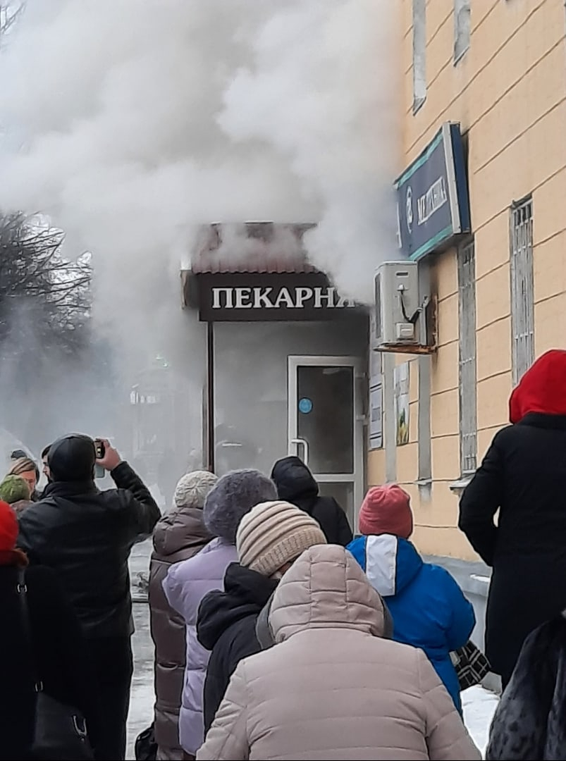 Во Владимире на улице Горького загорелся жилой дом