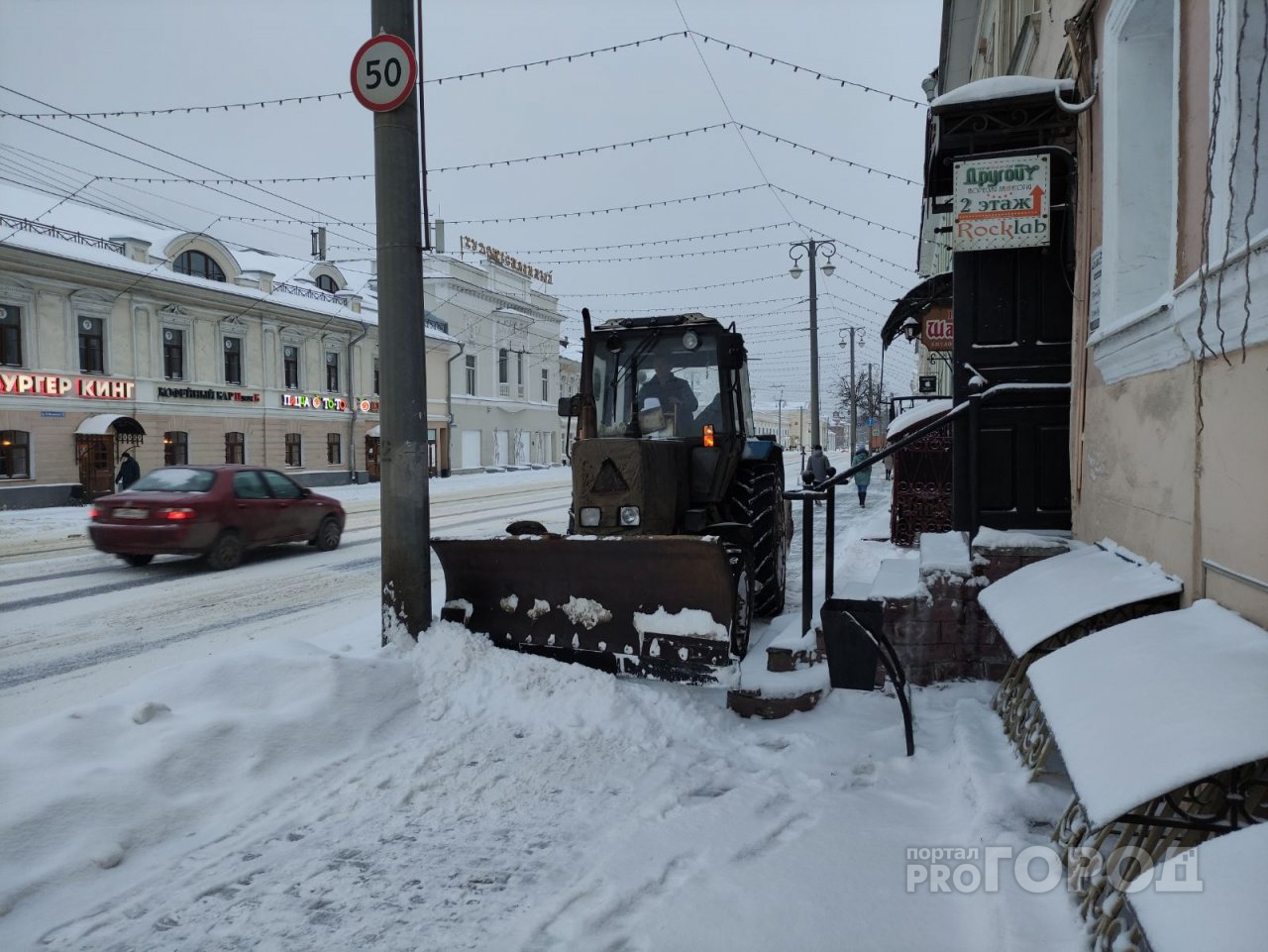 На Владимир движется сильнейший снегопад