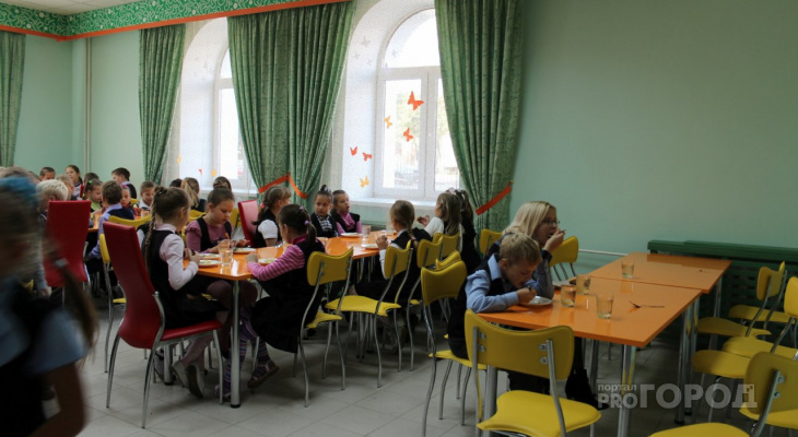 Во Владимирской области детей кормили из битой посуды