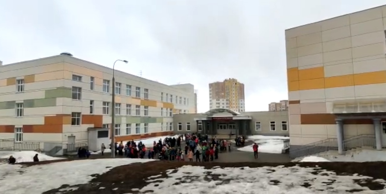 Во Владимире эвакуировали несколько школ