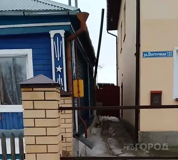 Фото к статье: Война соседей под Владимиром: "Он зимой не чистил снег, теперь топит мой участок"