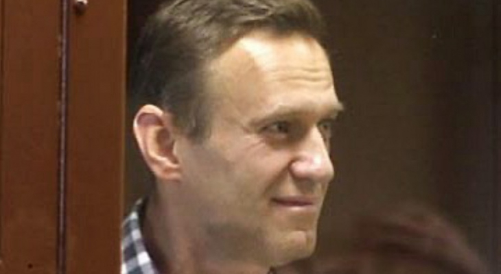 Навального опять увезли в неизвестном направлении