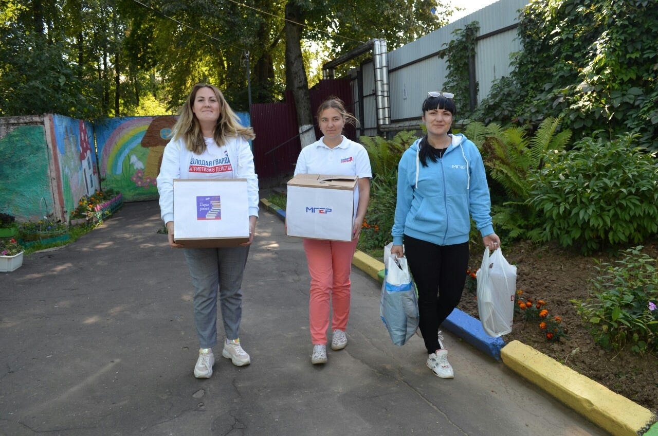 Владимирские волонтеры принимают участие в предварительном голосовании