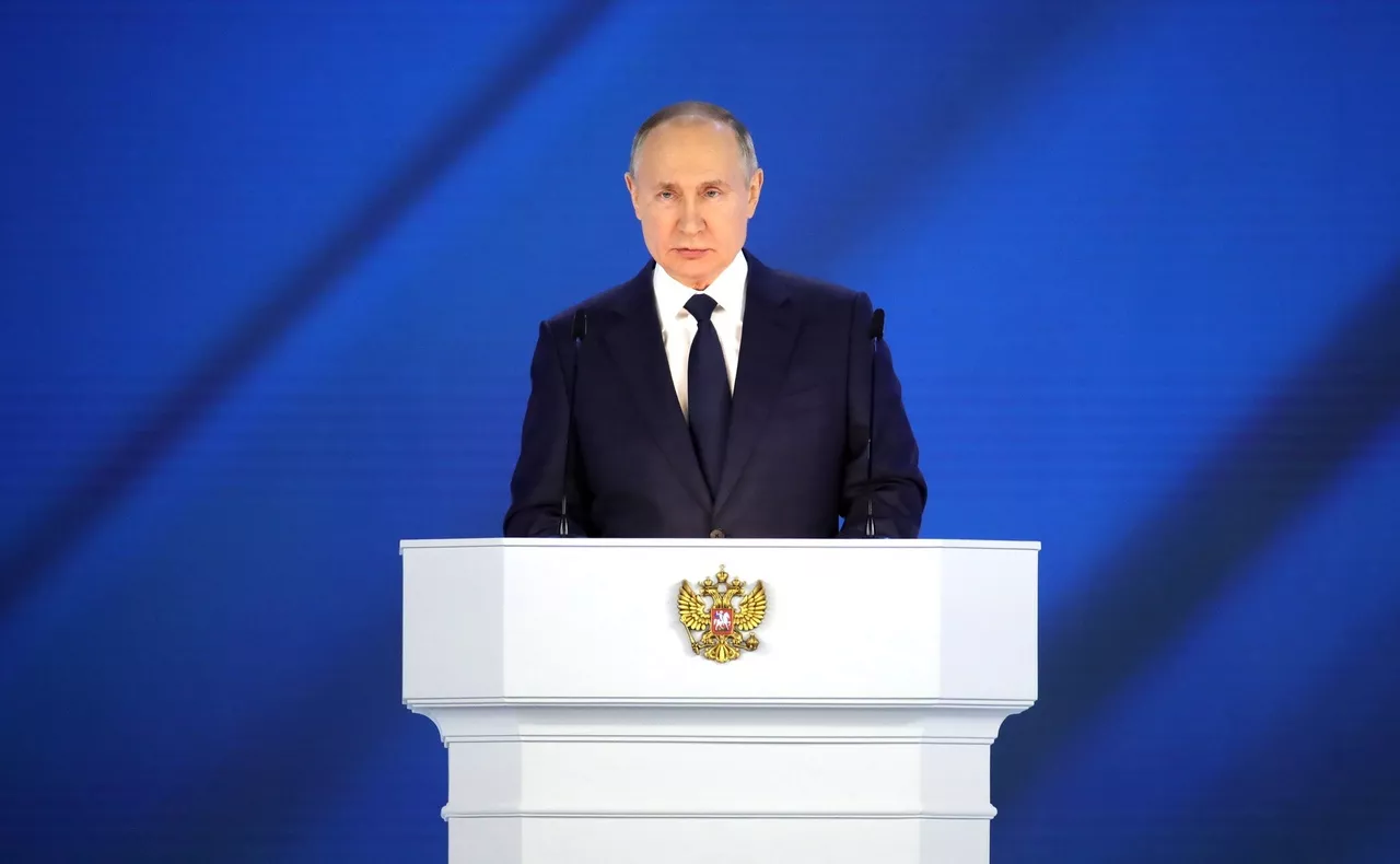 Фото к статье: Владимир Путин поручил реализовать социальные инициативы, с которыми в его адрес выходила «Единая Россия»