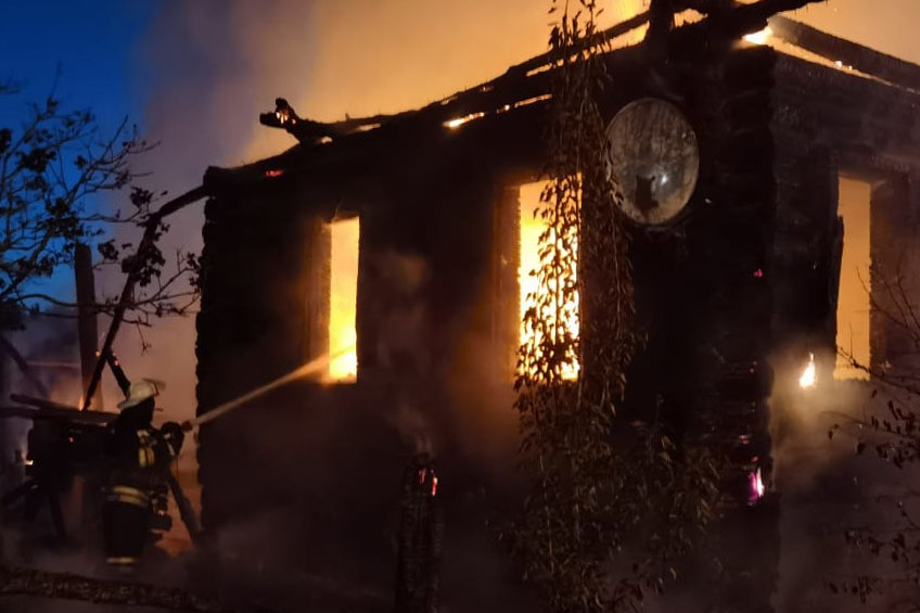 В Меленковском районе поздней ночью сгорел 60-летний мужчина
