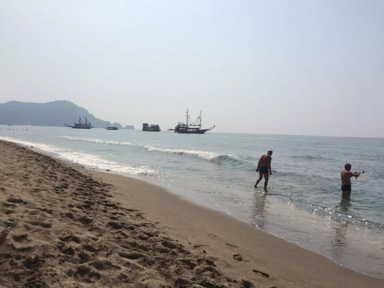 Фото к статье: Туризм в пандемию: ПЦР-тесты, ковид-паспорта и штрафы за игнорирование Роспотребнадзора